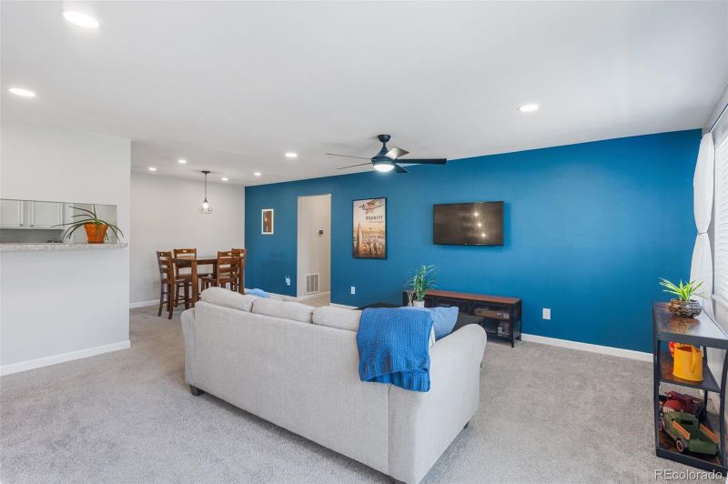 7700 W Glasgow Pl #1C, Littleton, CO 80128