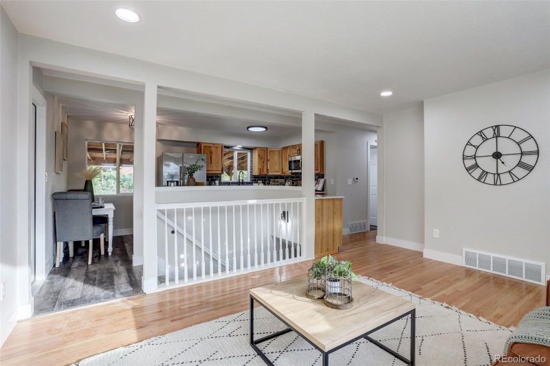 140 Drake St, Denver, CO 80221
