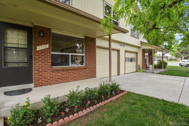 1708 S Lee St, Lakewood, CO 80232