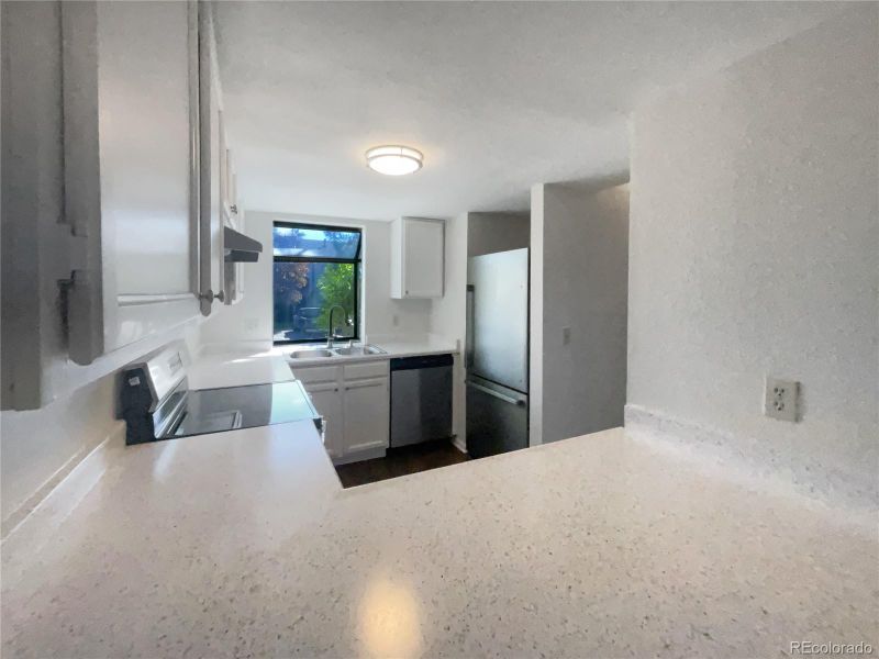 375 S Memphis Way #E, Aurora, CO 80017