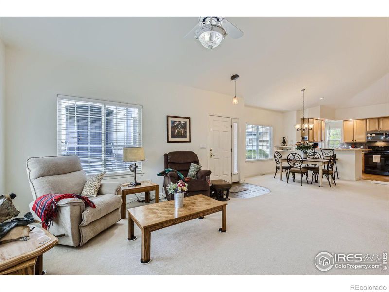 4105 Da Vinci Dr, Longmont, CO 80503