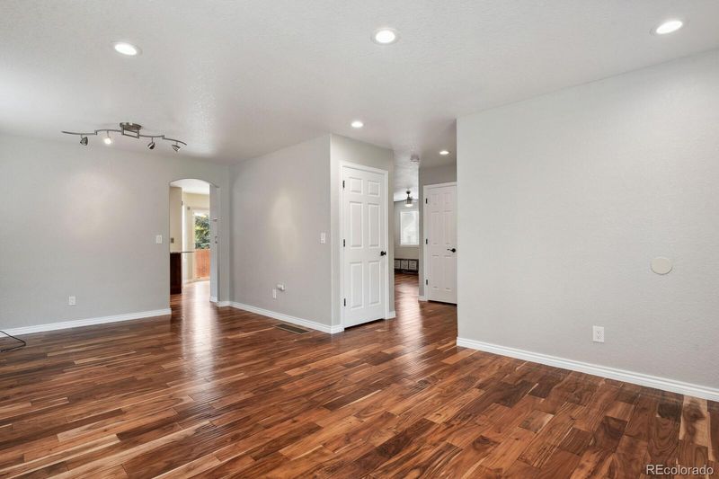 20983 E 40th Pl, Denver, CO 80249