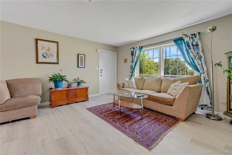 3855 S Monaco St #203, Denver, CO 80237