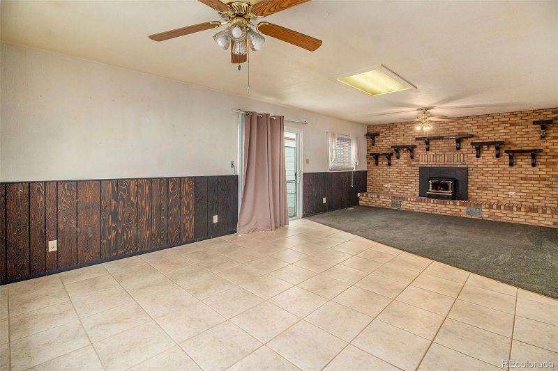 7891 Kimberly St, Commerce City, CO 80022