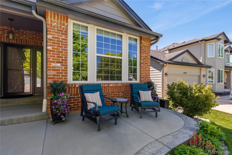 5484 E Dry Creek Cir, Centennial, CO 80122