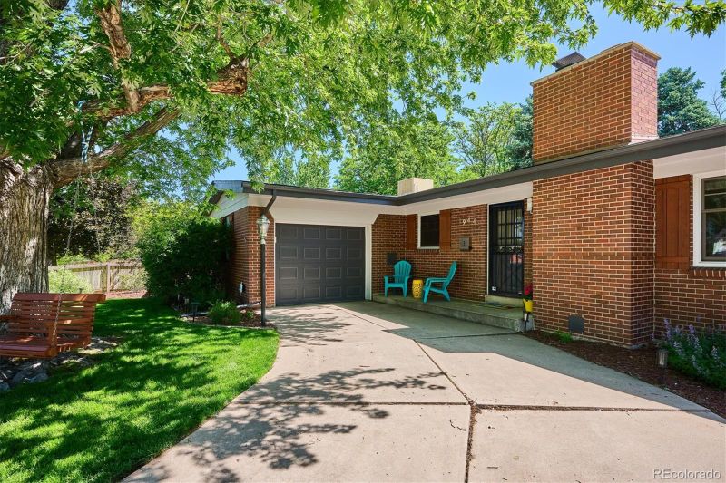 1944 S Kearney Way, Denver, CO 80224