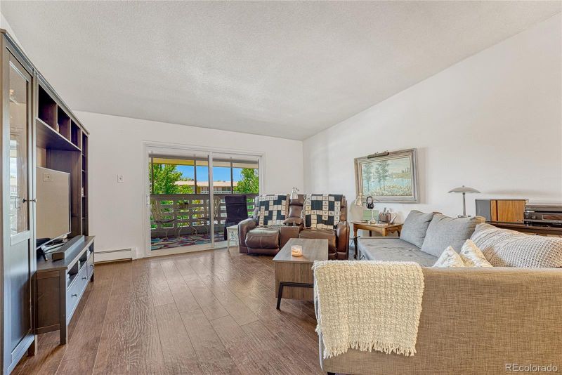 660 S Alton Way #1D, Denver, CO 80247