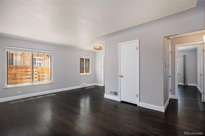 745 Clermont St, Denver, CO 80220