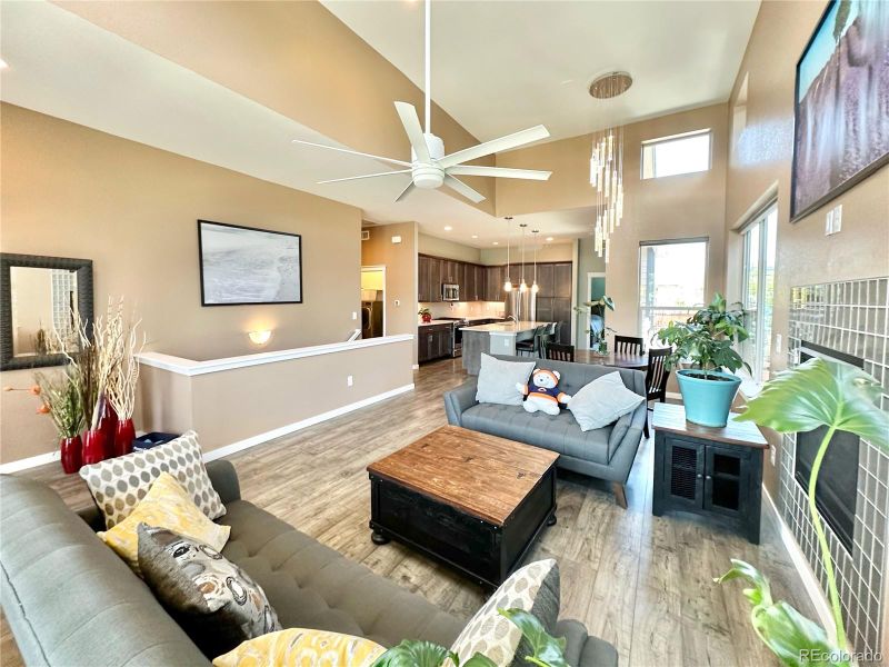 11557 E 25th Ave, Aurora, CO 80010