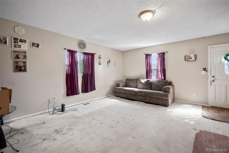 4620 Bray Ct, Colorado Springs, CO 80911