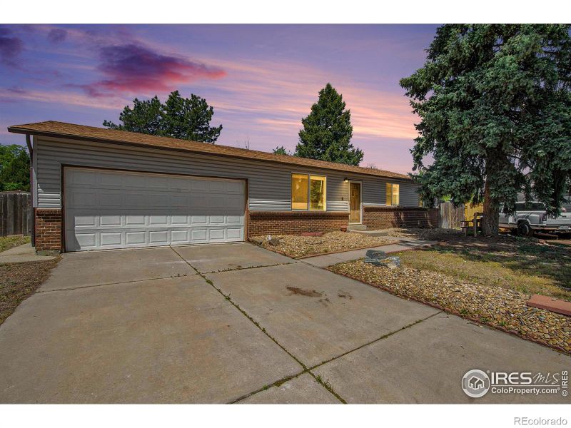15903 E Bates Pl, Aurora, CO 80013