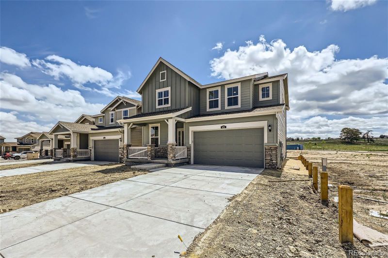 470 Paloma Way, Elizabeth, CO 80107