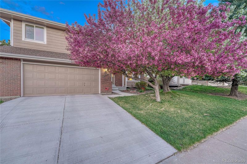 4926 S Crystal St, Aurora, CO 80015
