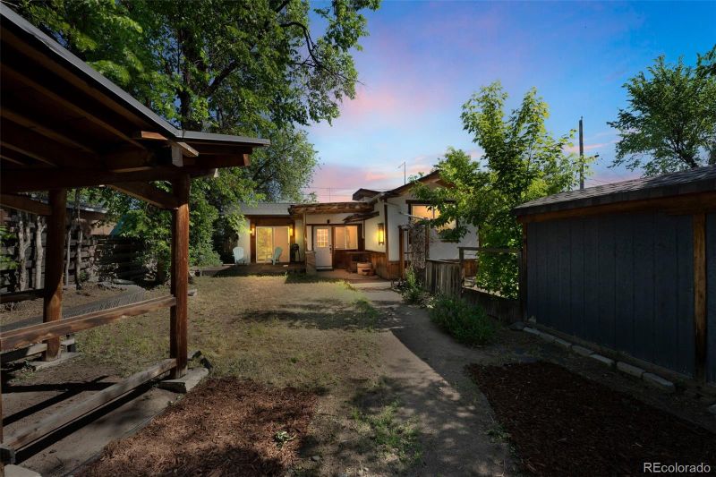 2933 W Short Pl, Denver, CO 80204