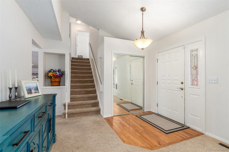 4945 S Crystal St, Aurora, CO 80015