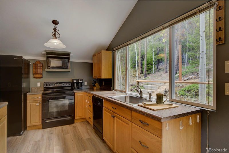 7942 Kunst Rd, Golden, CO 80403