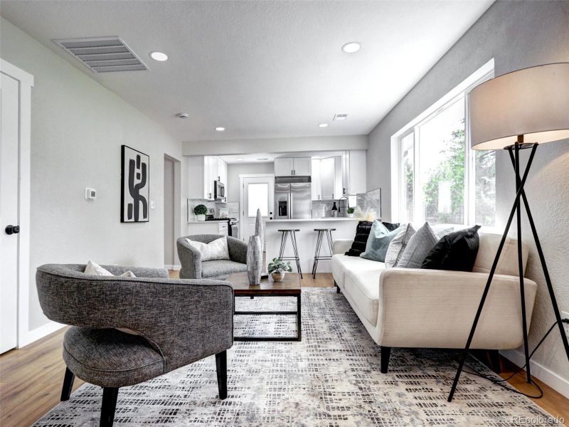 880 S Tejon St, Denver, CO 80223