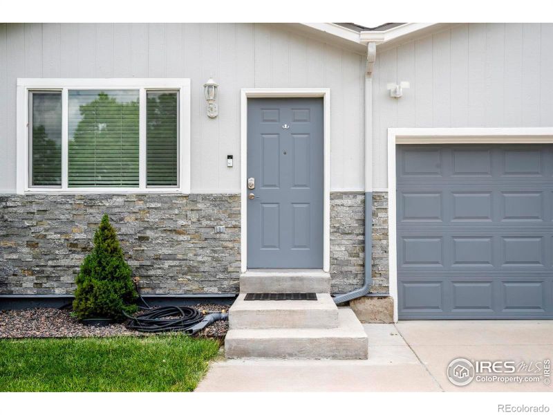8556 Cody Ct, Arvada, CO 80005