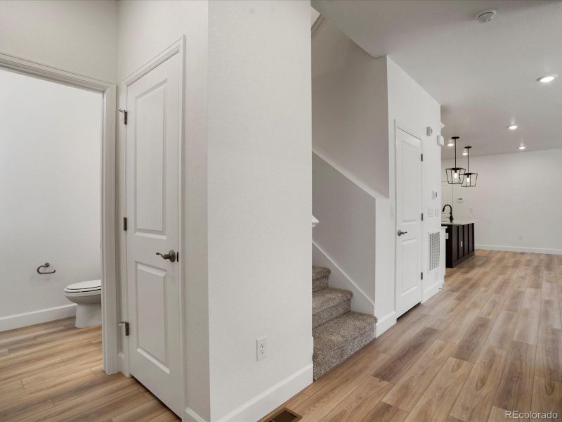 8105 Mt Harvard Rd, Littleton, CO 80125