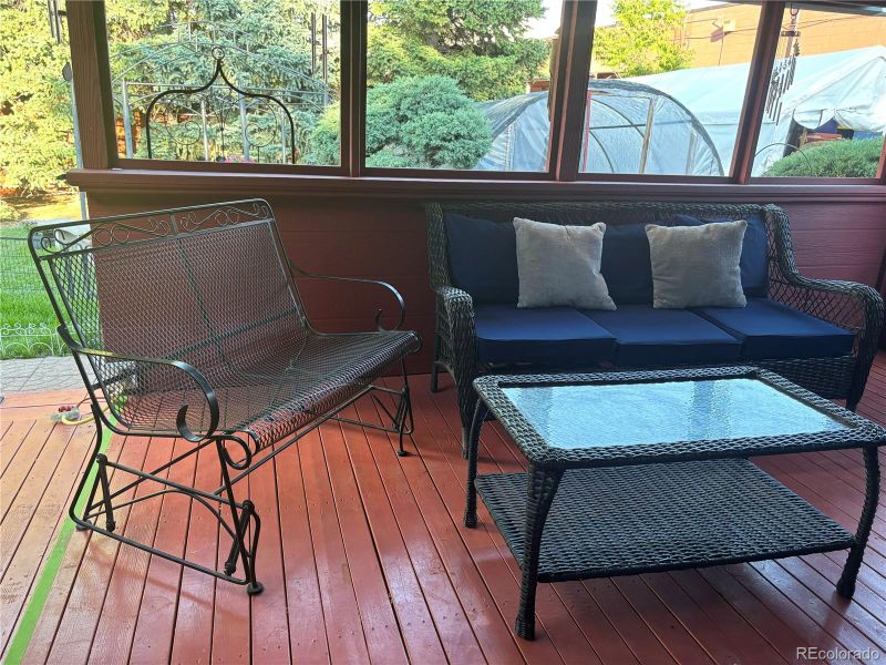 42 S Ames St, Lakewood, CO 80226