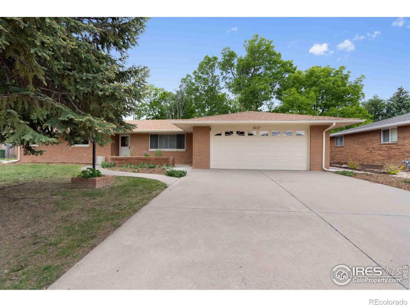 2007 N Empire Ave, Loveland, CO 80538