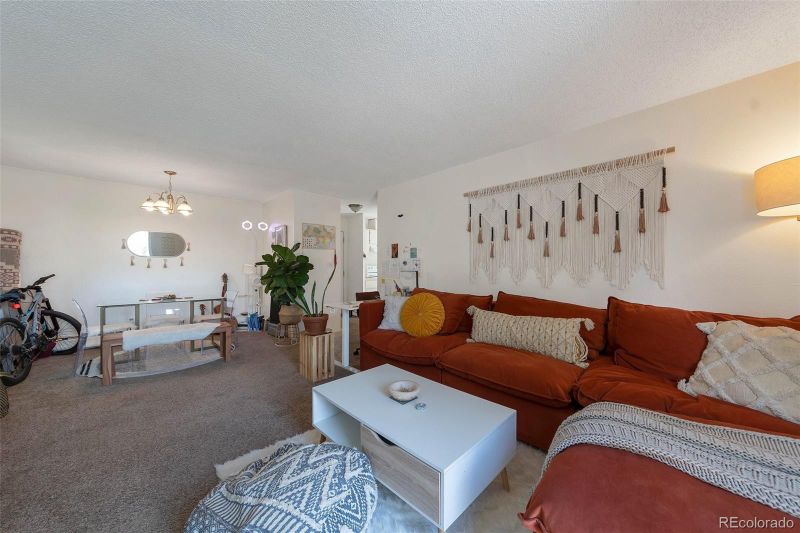 2835 S Monaco Pw #1-304, Denver, CO 80222