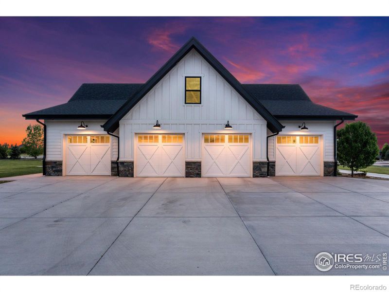 8755 Longs Peak Cir, Windsor, CO 80550