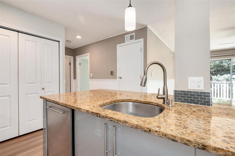 7615 E Quincy Ave #303, Denver, CO 80237