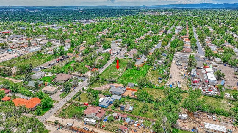 1081 S Chase St, Lakewood, CO 80226