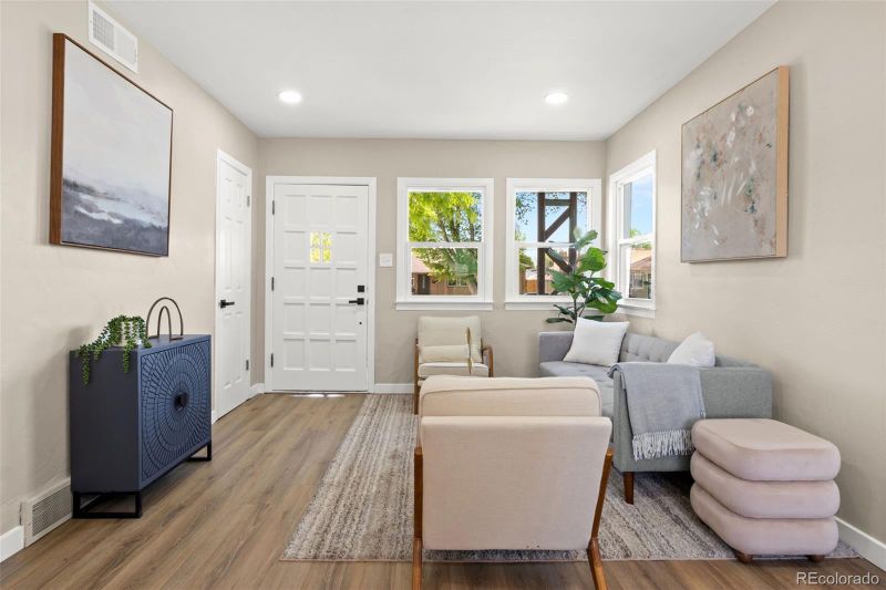 1624 S Meade St, Denver, CO 80219