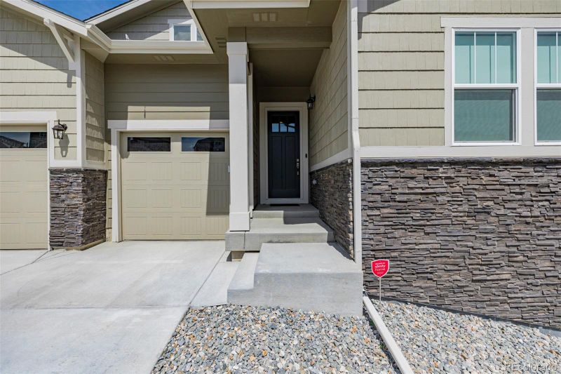 4112 River Oaks St, Castle Rock, CO 80104