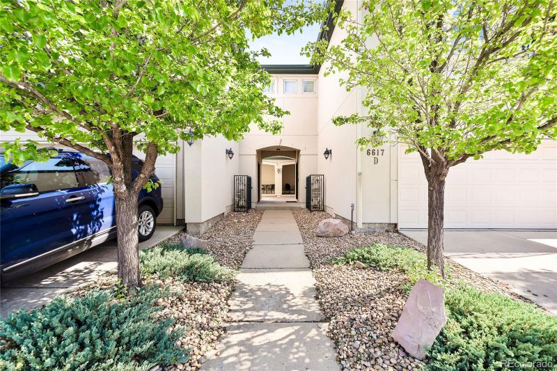6617 S Forest Way #D, Centennial, CO 80121