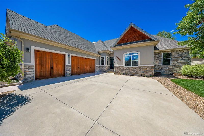 10205 Foxfire St, Longmont, CO 80504