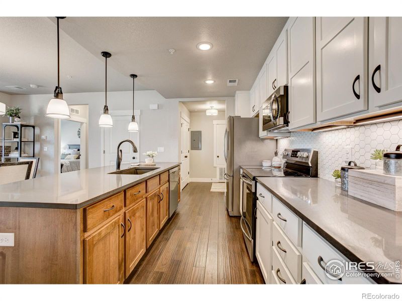 4250 Persigo Trail Dr #202, Loveland, CO 80538