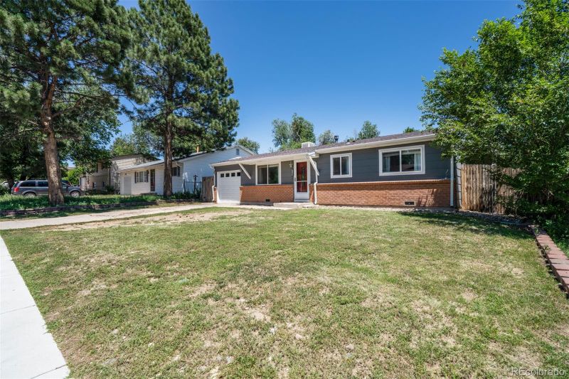1109 Peterson Rd, Colorado Springs, CO 80915