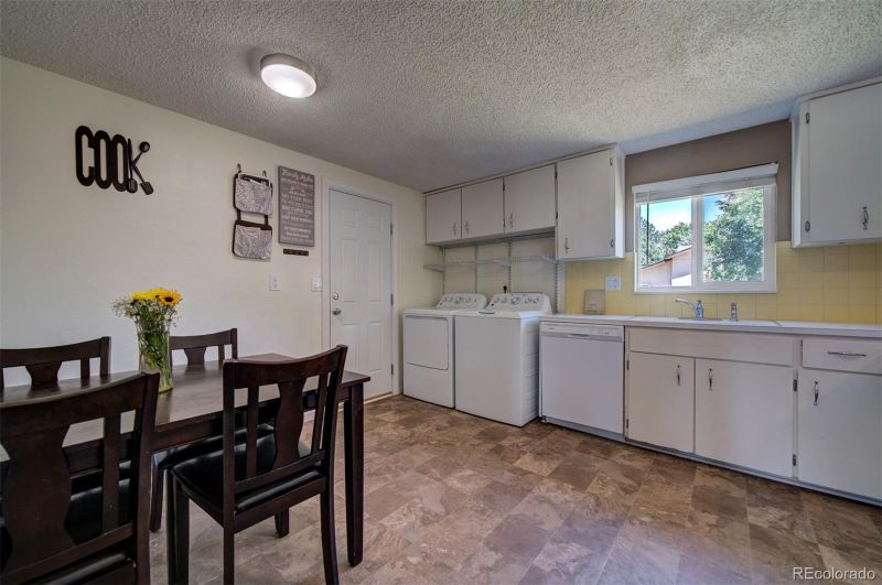 1109 Peterson Rd, Colorado Springs, CO 80915