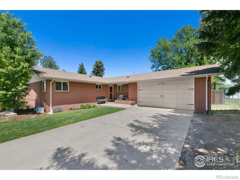 2128 Buena Vista Dr, Greeley, CO 80634