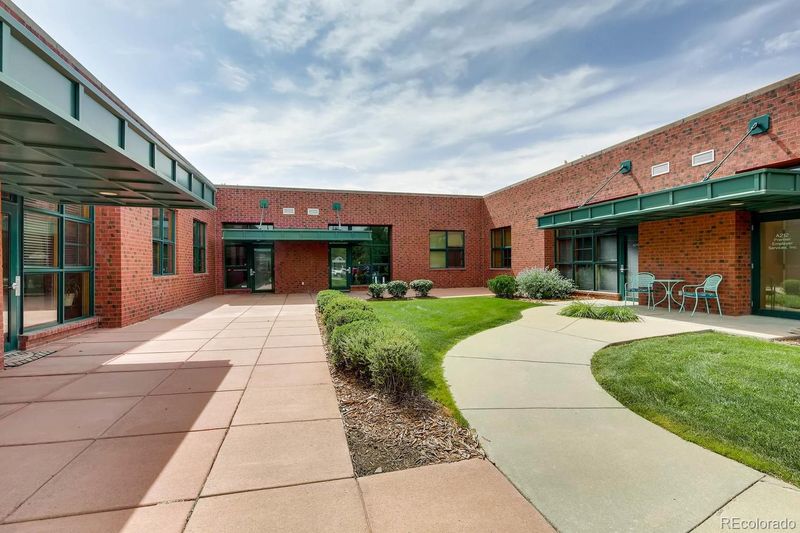 88 Inverness Cir #A207, Englewood, CO 80112