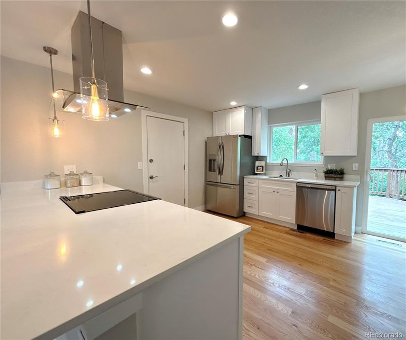 8429 W 75th Way, Arvada, CO 80005