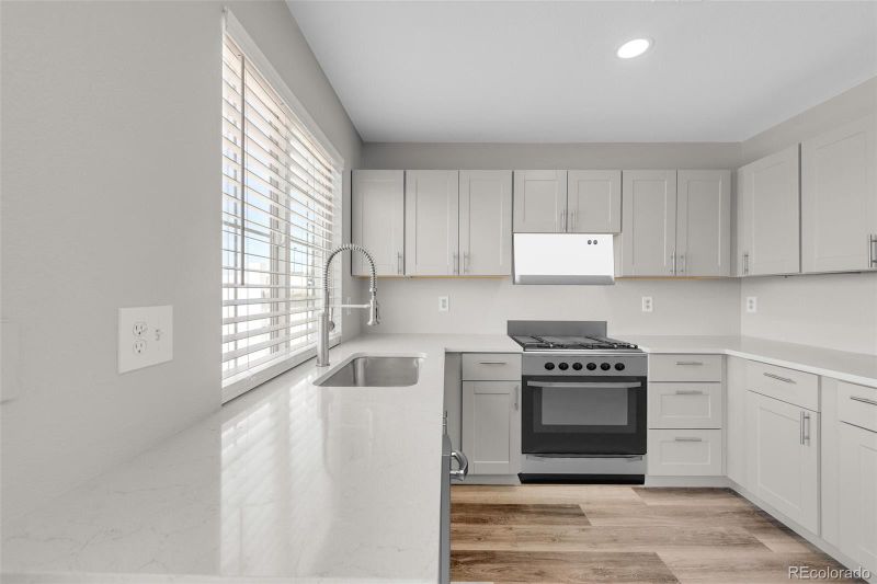 5575 Ensenada St, Denver, CO 80249