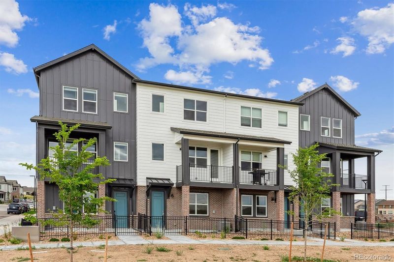 7032 Doncaster Ct, Castle Pines, CO 80108