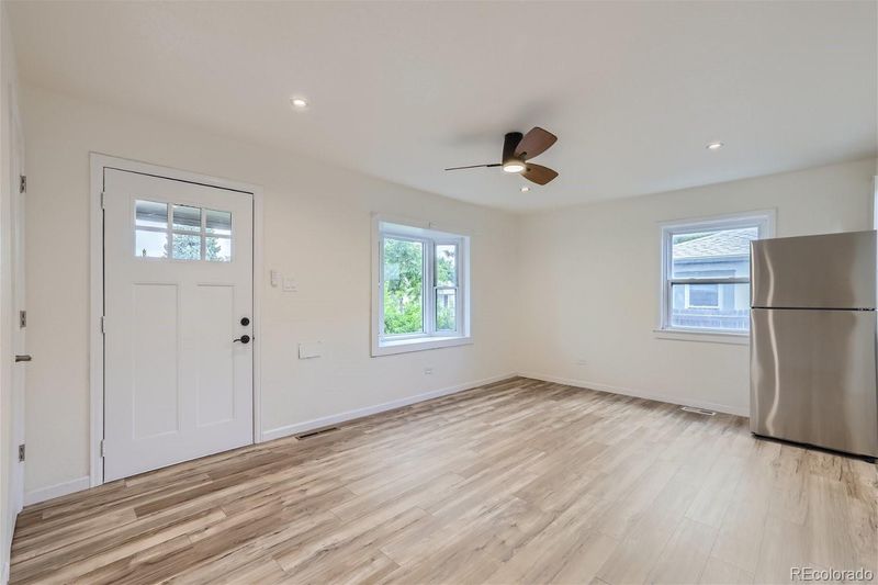 2670 W 1st Ave, Denver, CO 80219