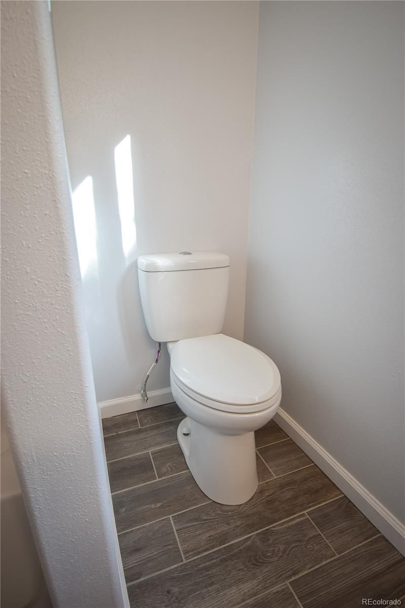 2123 Comanche Rd, Pueblo, CO 81001