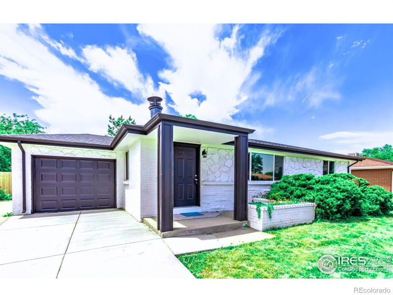 8371 Chase Way, Arvada, CO 80003