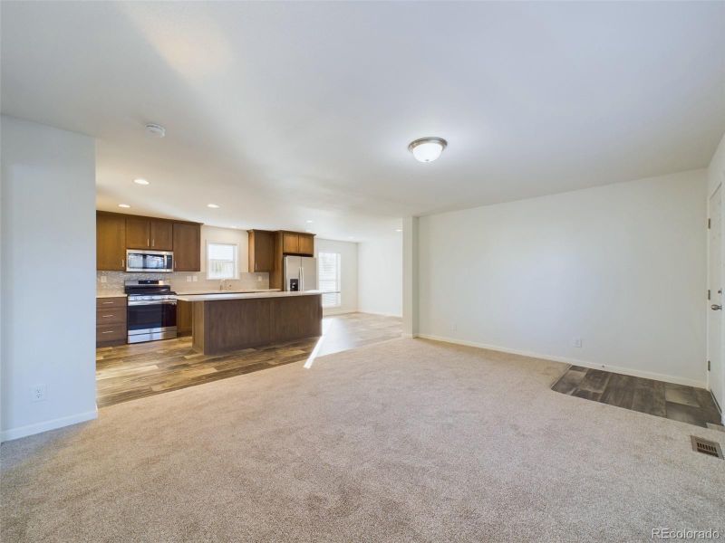809 S Byrd Dr, Pueblo, CO 81007