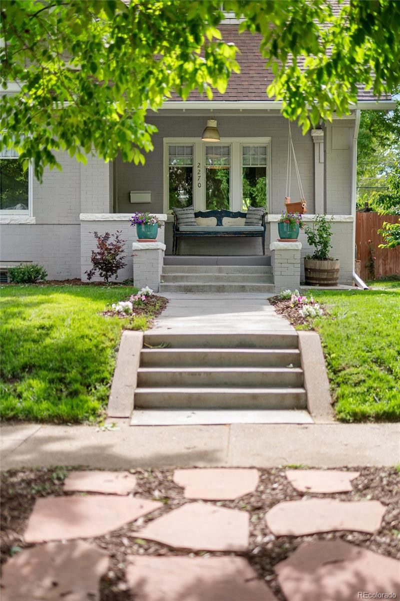 2270 Dexter St, Denver, CO 80207