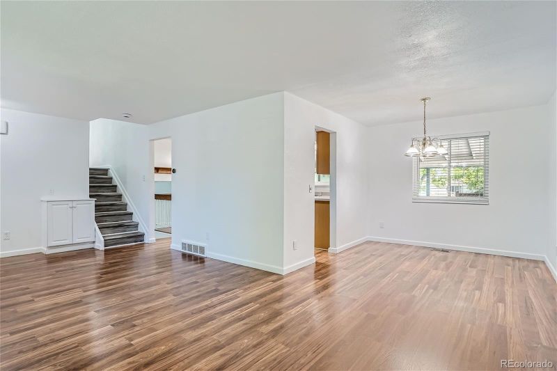 1622 S Evanston St, Aurora, CO 80012