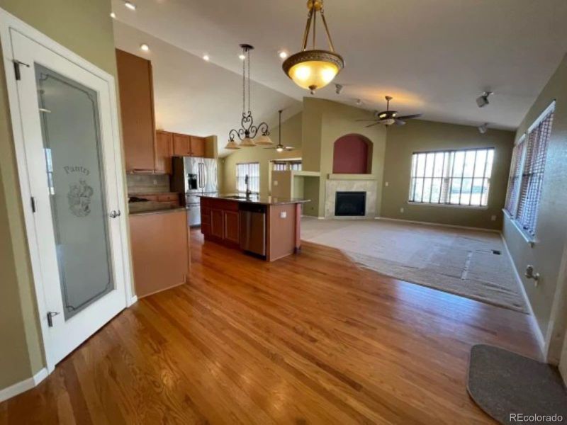 23807 E Bellewood Dr, Aurora, CO 80016