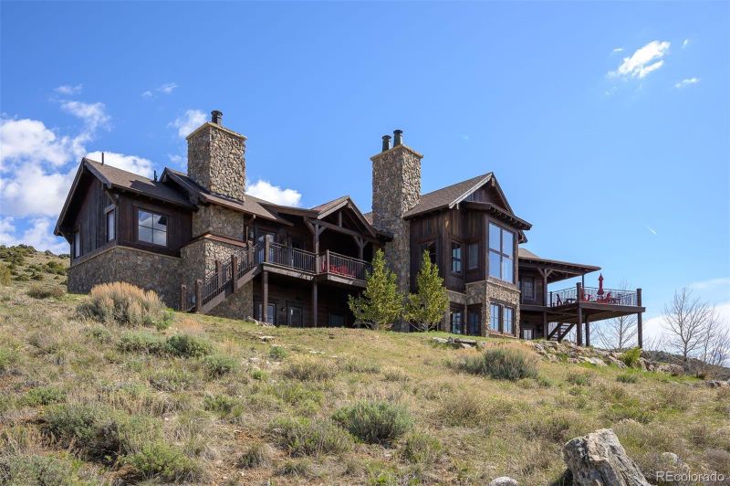 1006 Gcr 341, Parshall, CO 80468