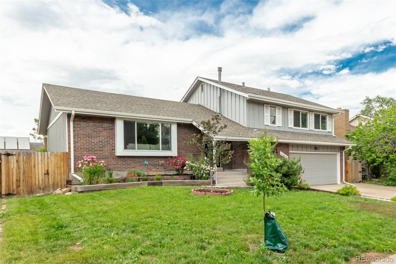 16635 E Tennessee Ave, Aurora, CO 80017